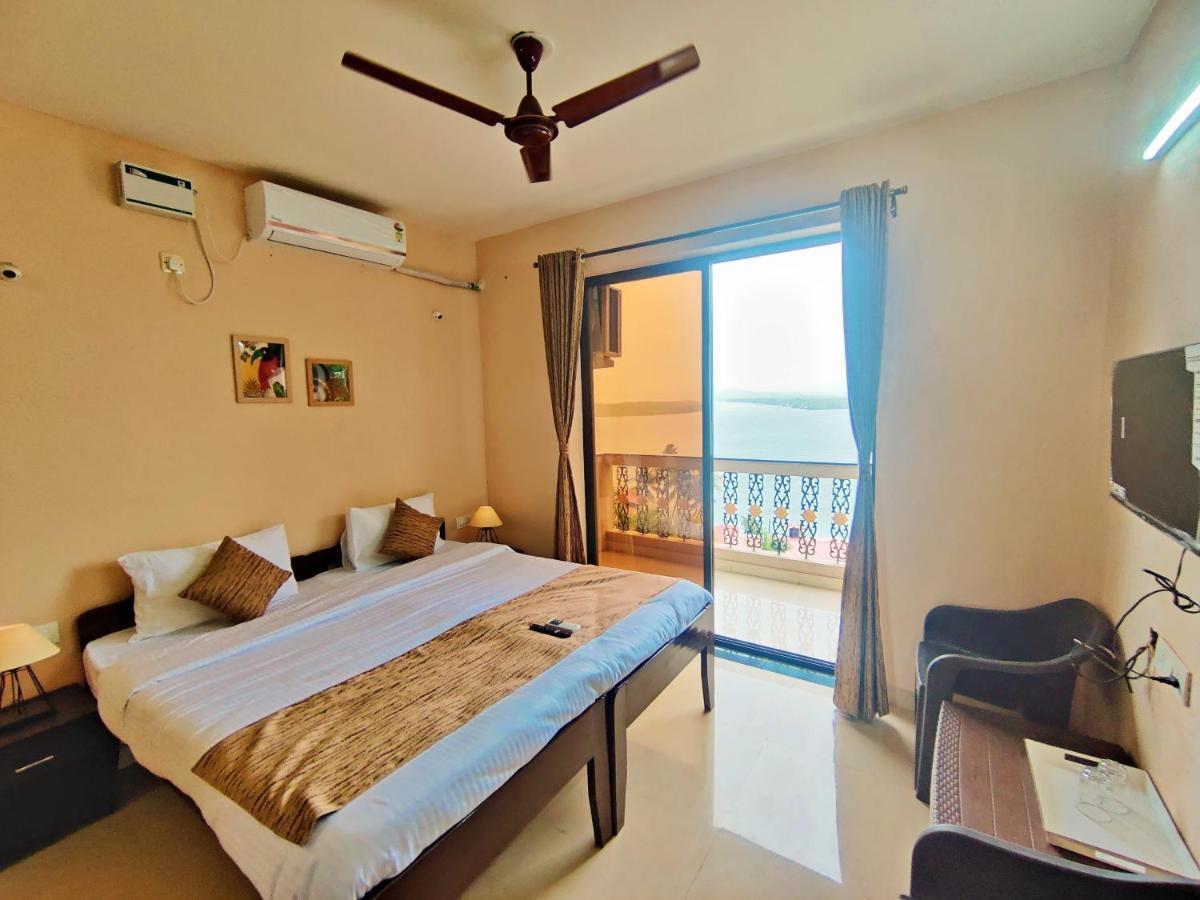Ekaar Hotel Panaji Exterior photo