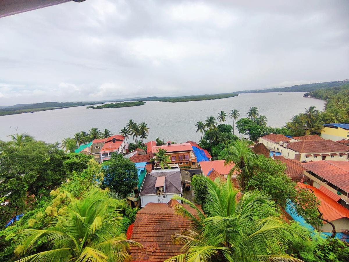 Ekaar Hotel Panaji Exterior photo